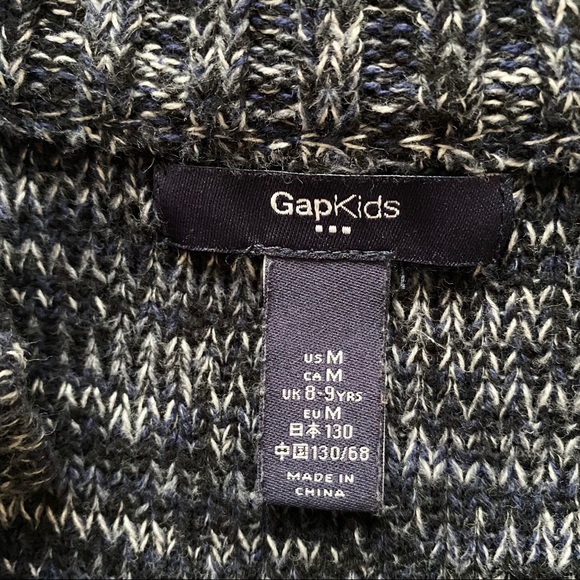 Gap Boy’s Button Down Cardigan 8-9 years. - Picture 5 of 5